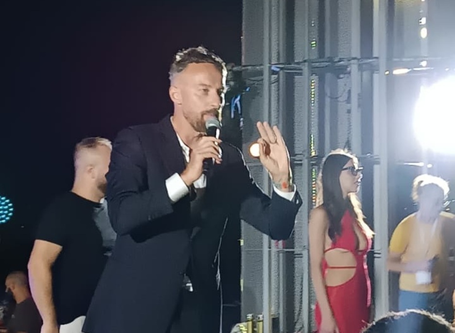 Francesco Facchinetti al sunsetland reggio calabria