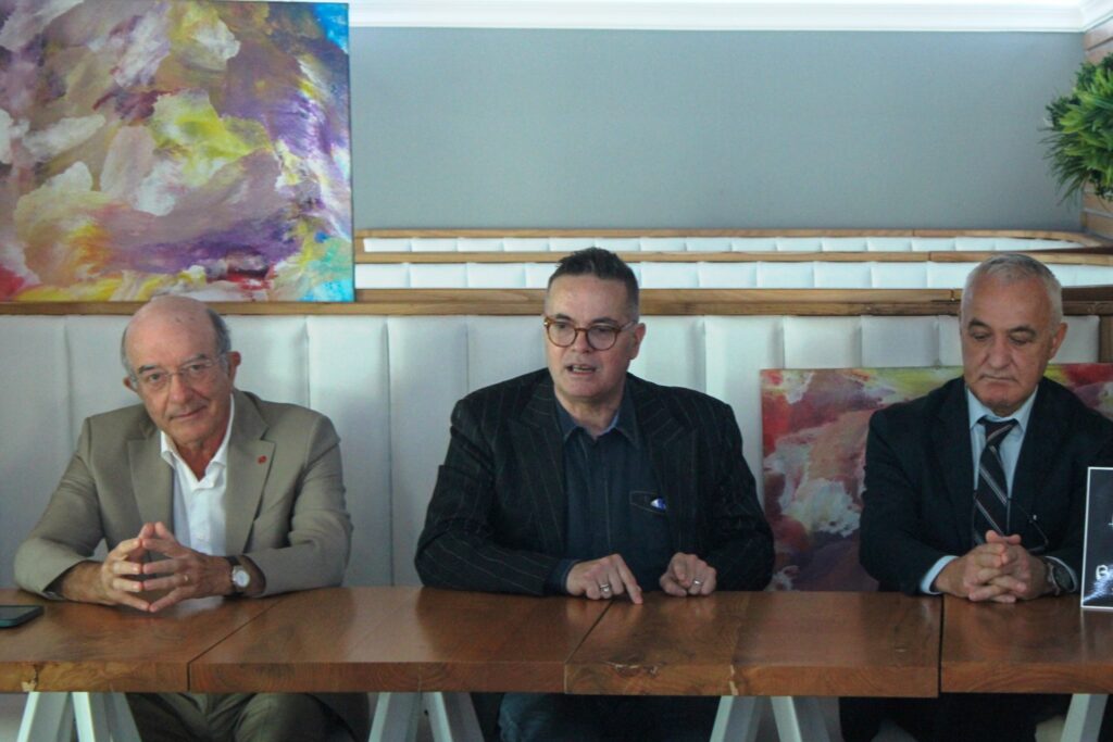 Klaus Davi Eduardo Lamberti Castronuovo e Roque Pugliese