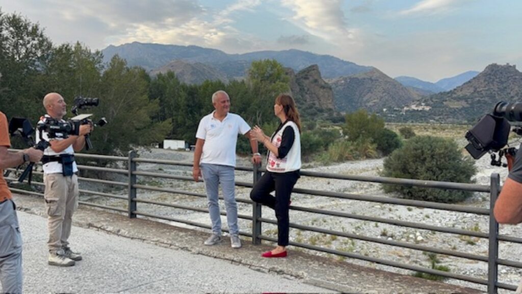 Monica Caradonna e il Dott. Luca Pelle dell'ENPA