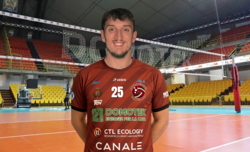 Pawel Stabrawa Domotek-Volley