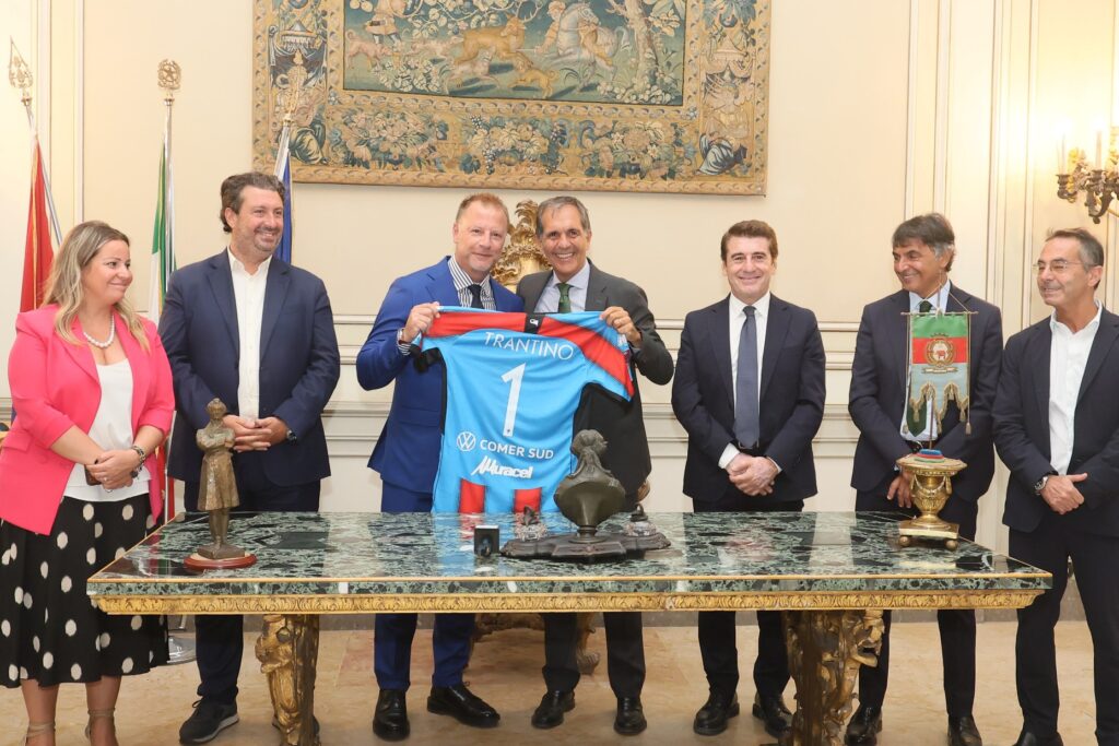 Presentazione del Catania al Comune