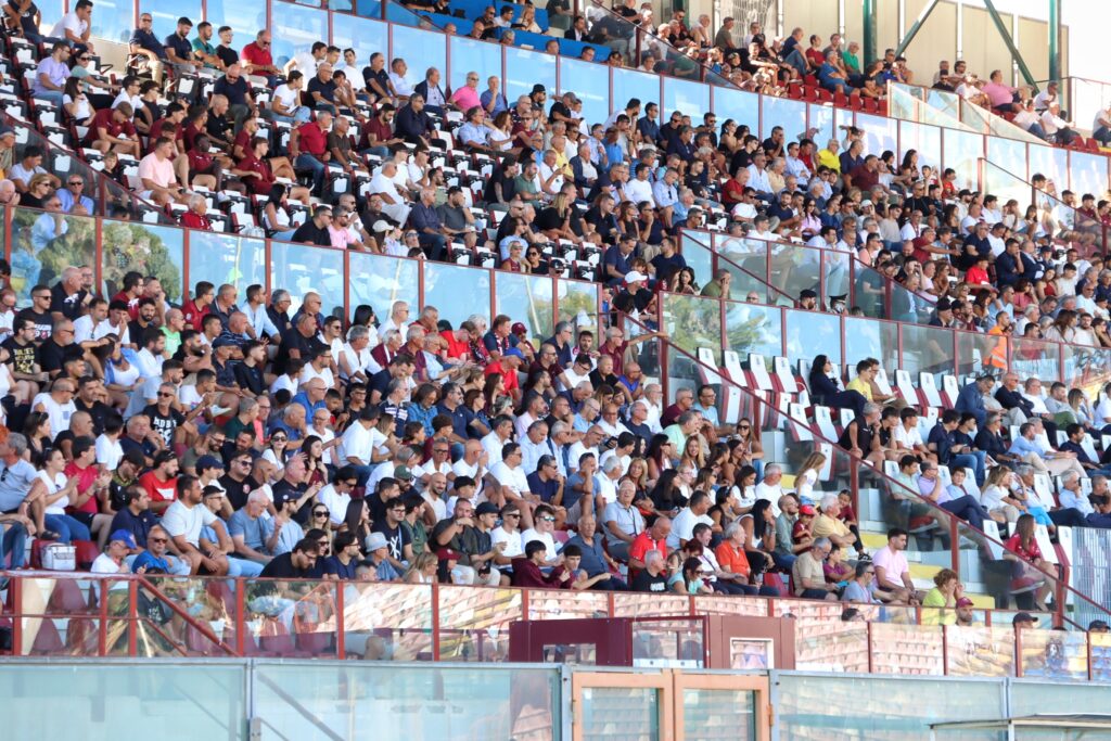 Reggina-Nissa tifosi granillo tribuna