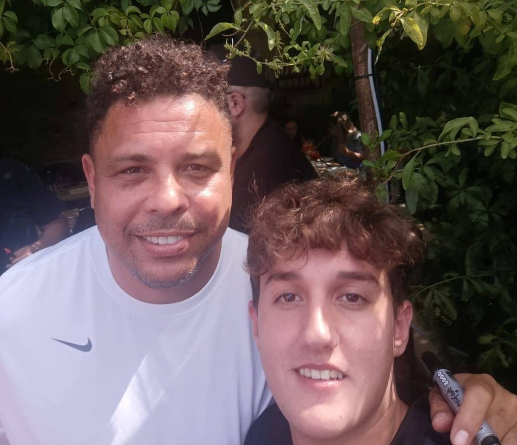 Selfie ronaldo con fan a savoca
