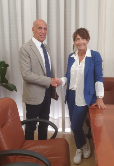 Siclari Di Furia stretta di mano