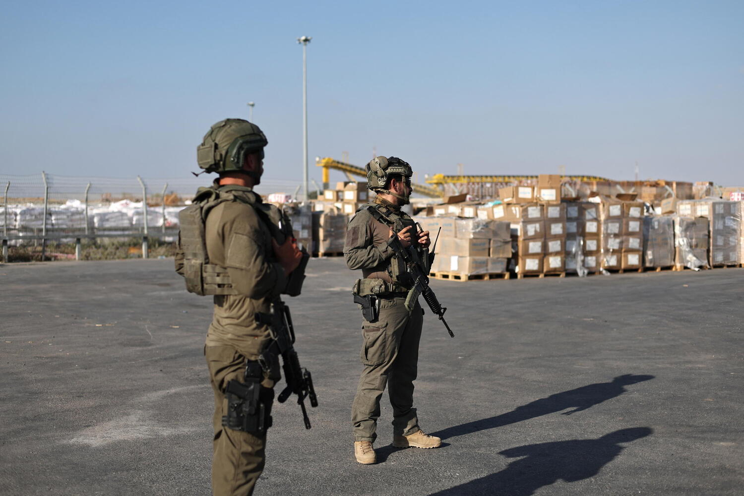 Soldati Israele aiuti umanitari