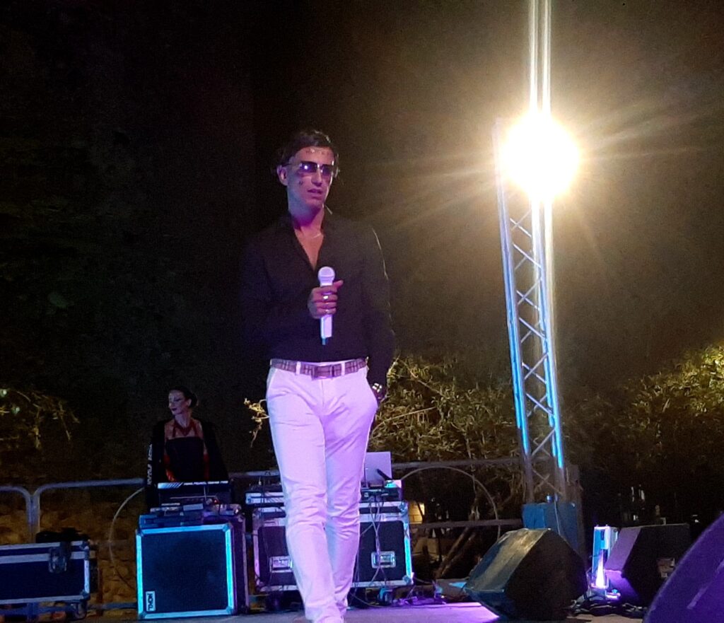 Spettacolo cabaret Castello Aragonese