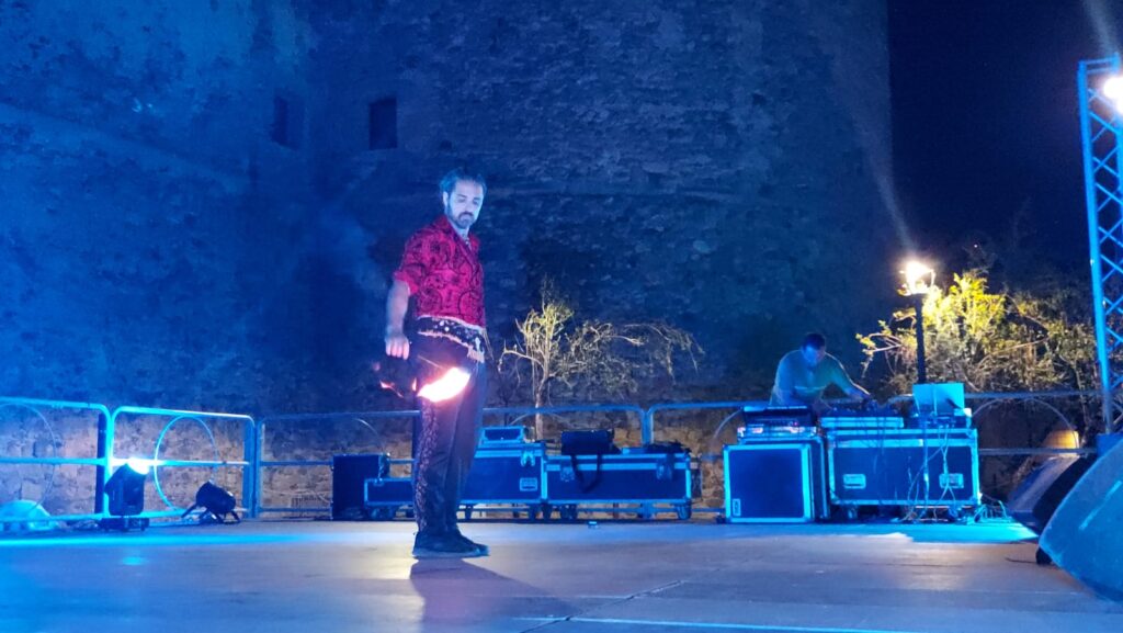Spettacolo cabaret Castello Aragonese