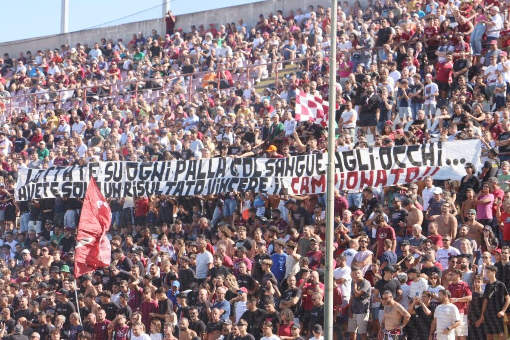 Striscione ultrà tifosi granillo Reggina-Nissa