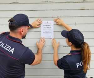 bar sequestrato polizia