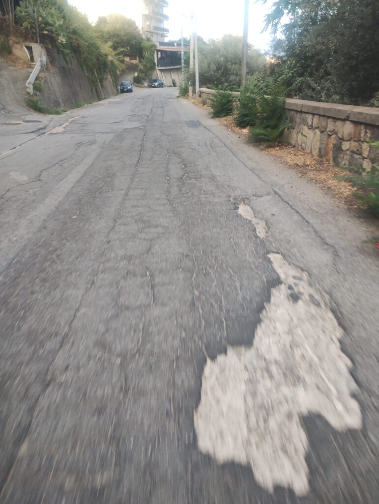 condizioni stradali a mosorrofa