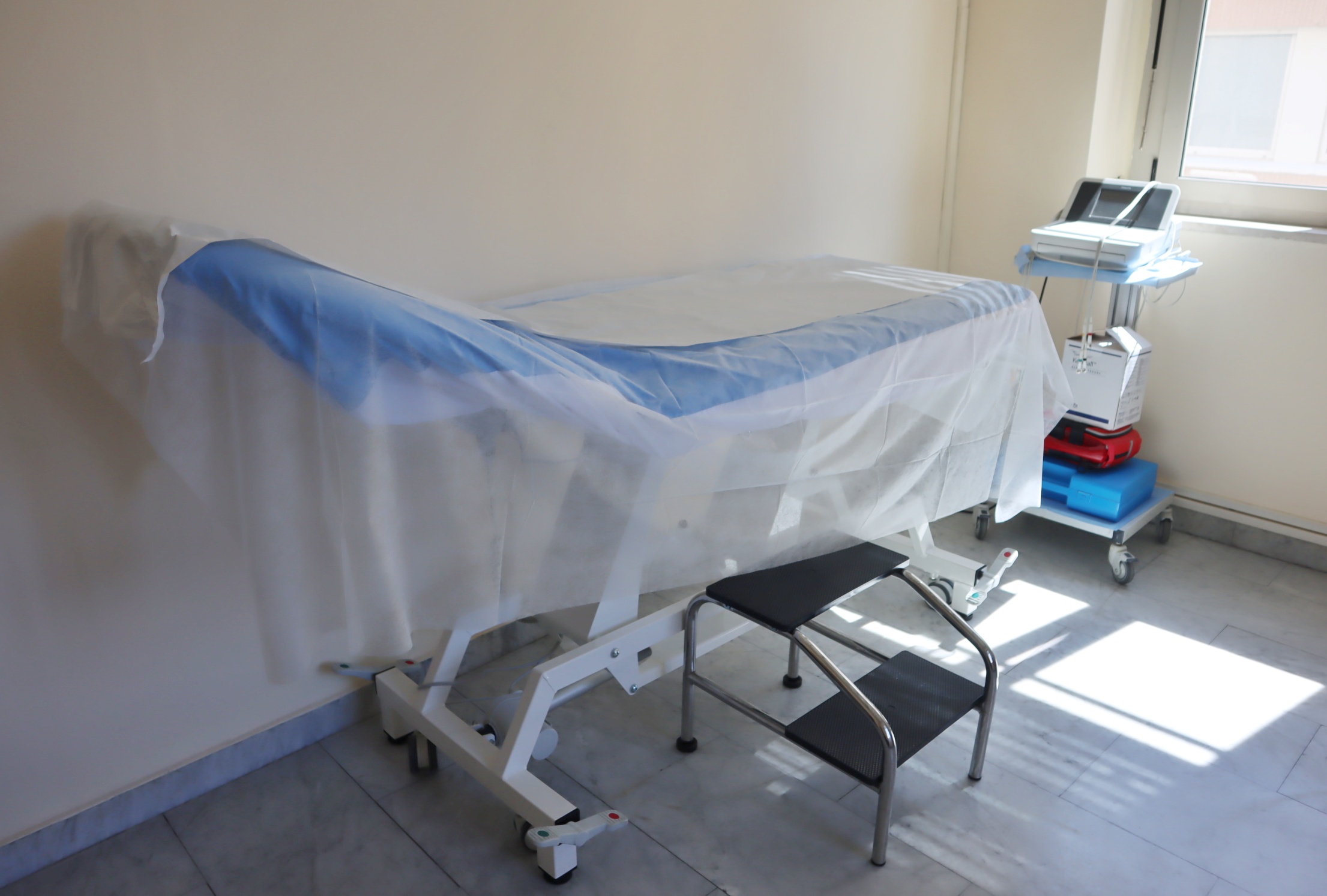 lettino ospedale