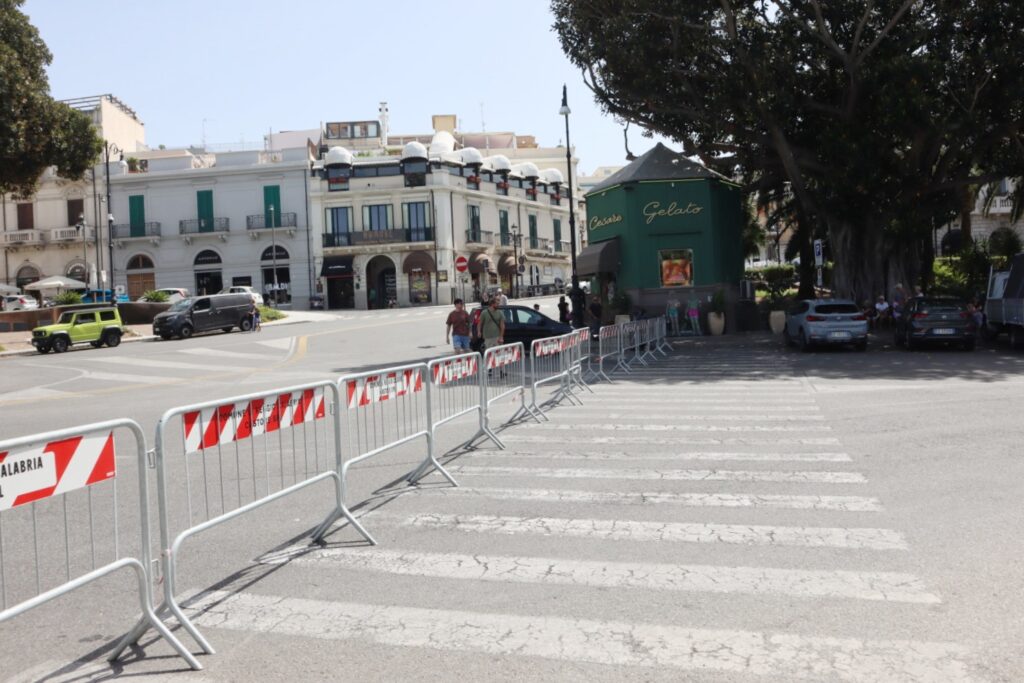 lungomare reggio calabria chiuso festa di madonna