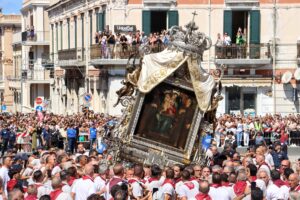 processione festa di madonna settembre quadro inclinato
