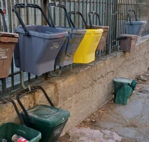 rifiuti raccolti vico ferruccio