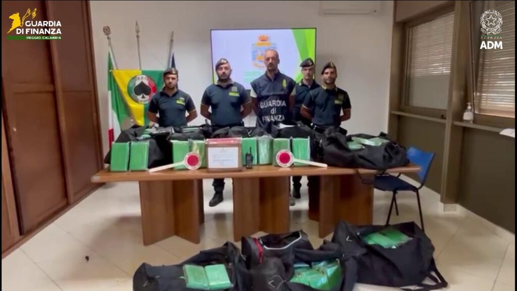 sequestro cocaina porto gioia tauro