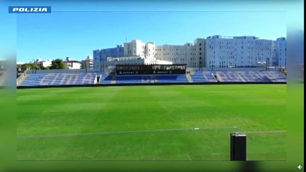 stadio crotone polizia