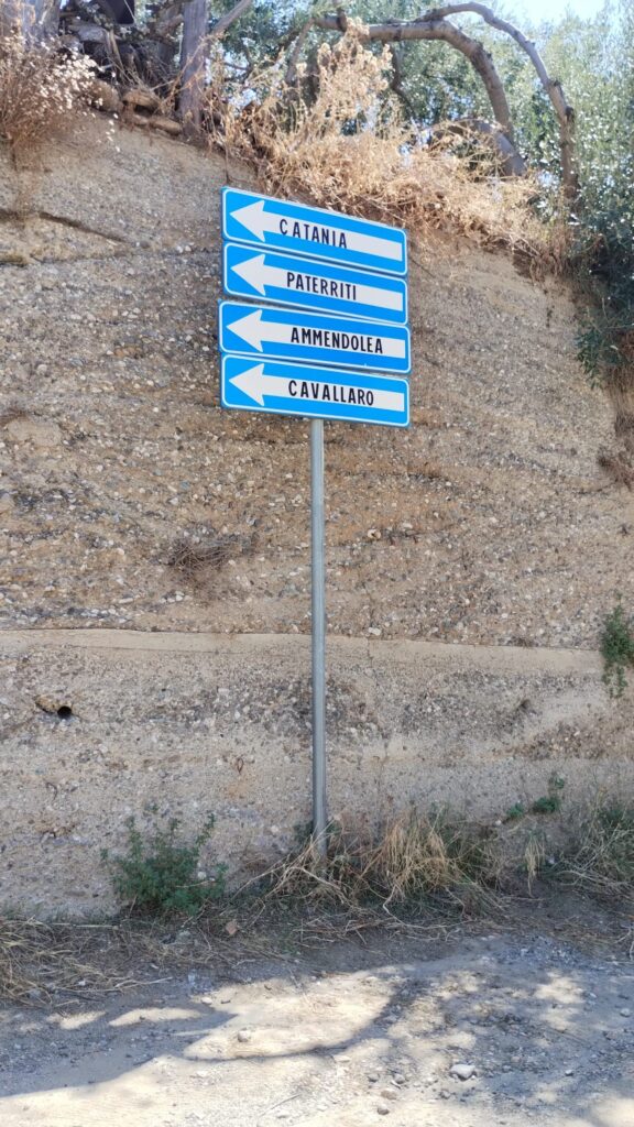 strada che collega curduma a paterriti