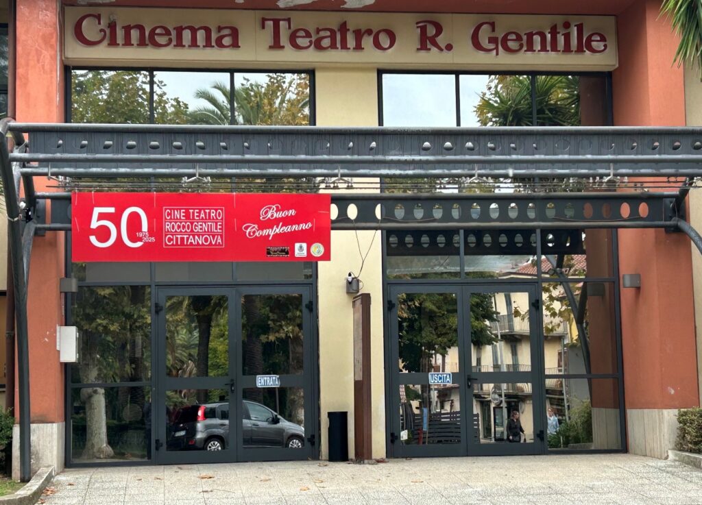 Cine-Teatro “Rocco Gentile” compie 50 anni