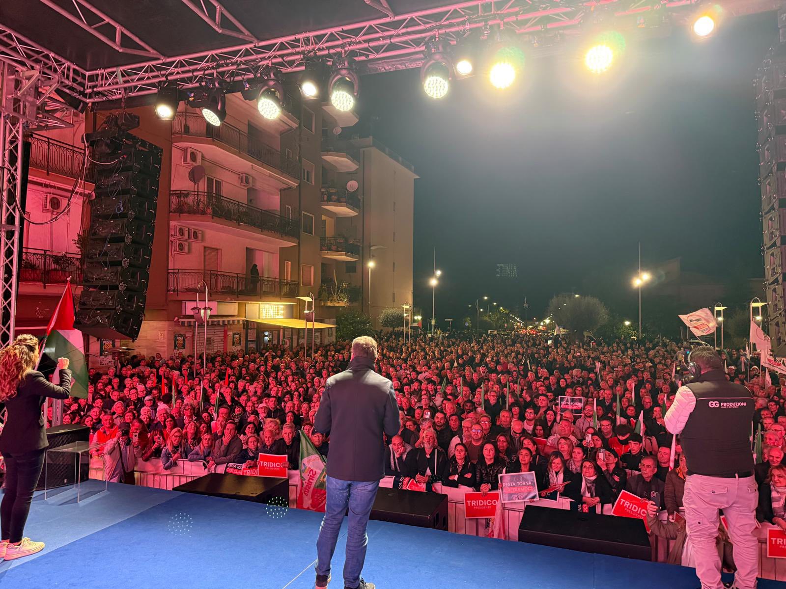 Comizio centrosinistra corigliano