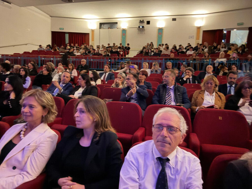Consegna Premio Armando Curcio alla dottoressa Marisa Manzini