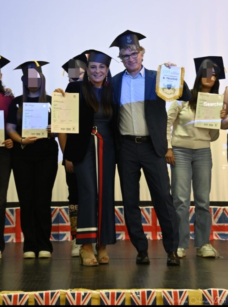 Consegna attestati Cambridge scuola Bernardino Telesio