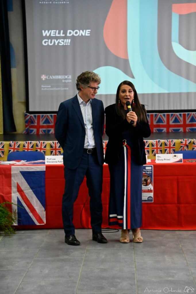 Consegna attestati Cambridge scuola Bernardino Telesio