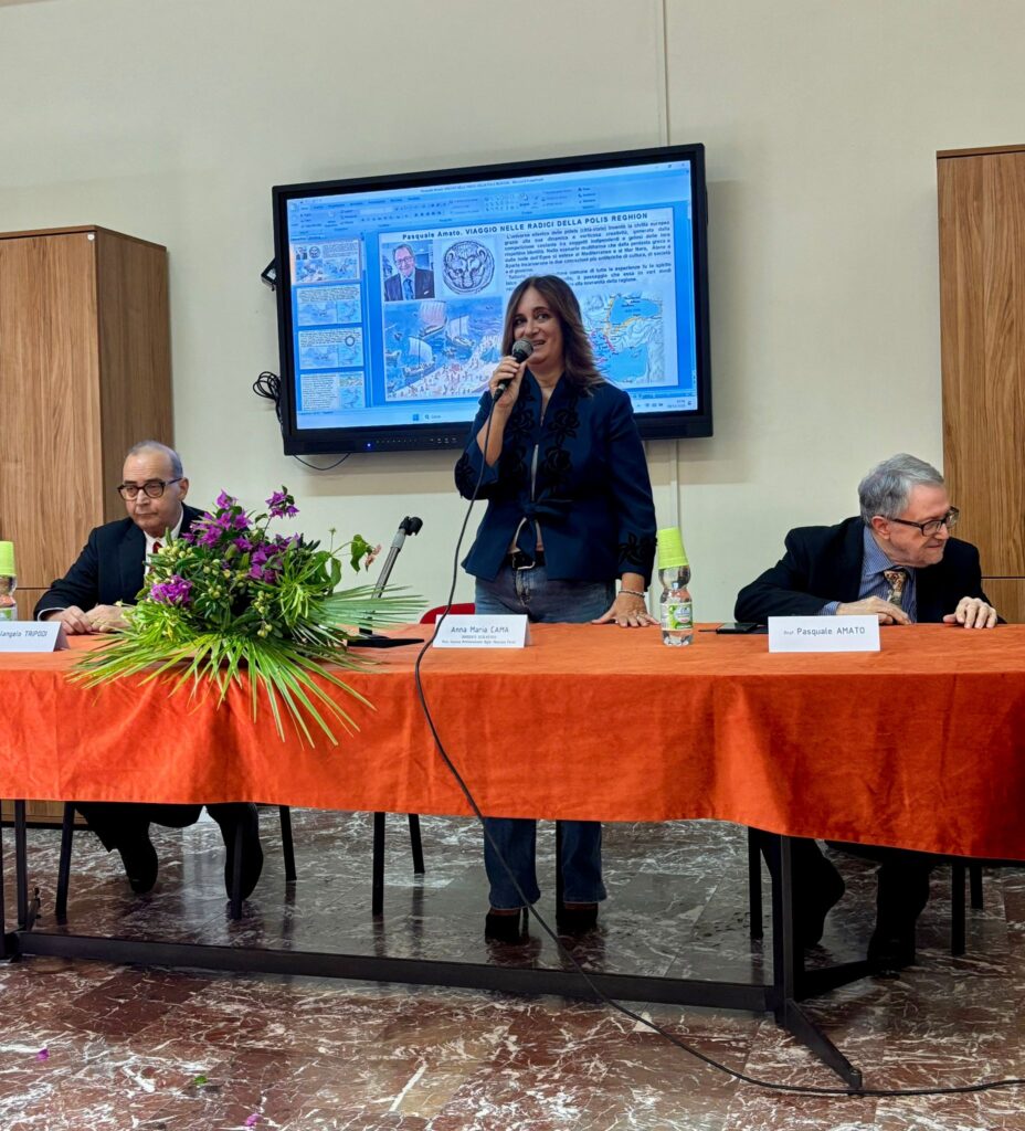 Consegna borsa di studio Fondazione Tripodi Righi Reggio Calabria