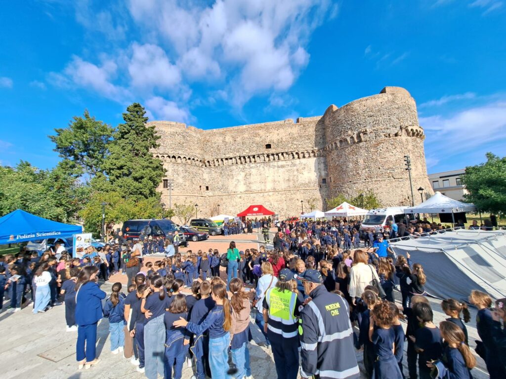 Esercitazione di evacuazioni Convitto campanella Reggio Calabria