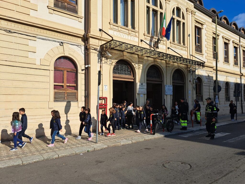 Esercitazione di evacuazioni Convitto campanella Reggio Calabria