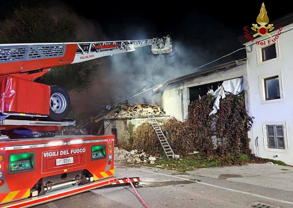 Esplosione a Castel D'Azzano, morti i tre carabinieri