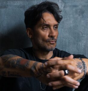 fabrizio moro