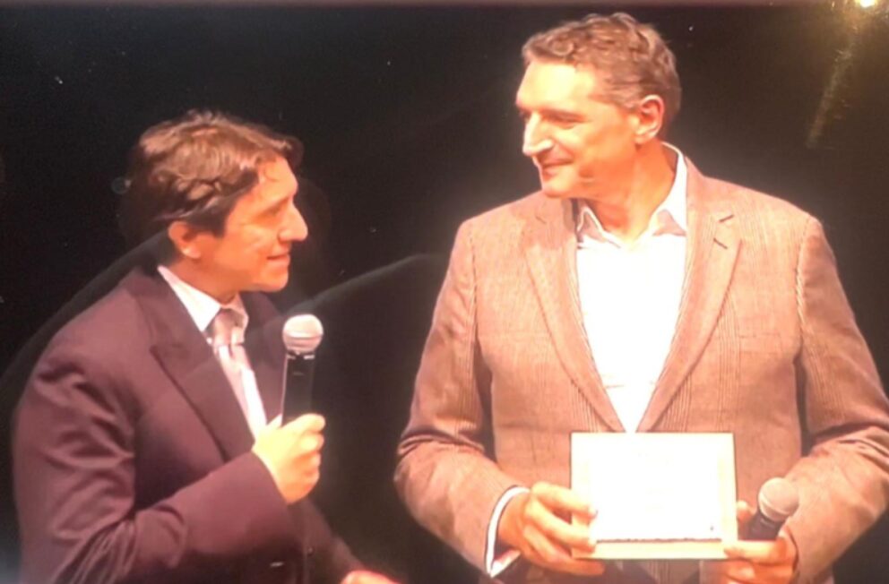 Giandomenico Stilo premia Luigi De Siervo (1)