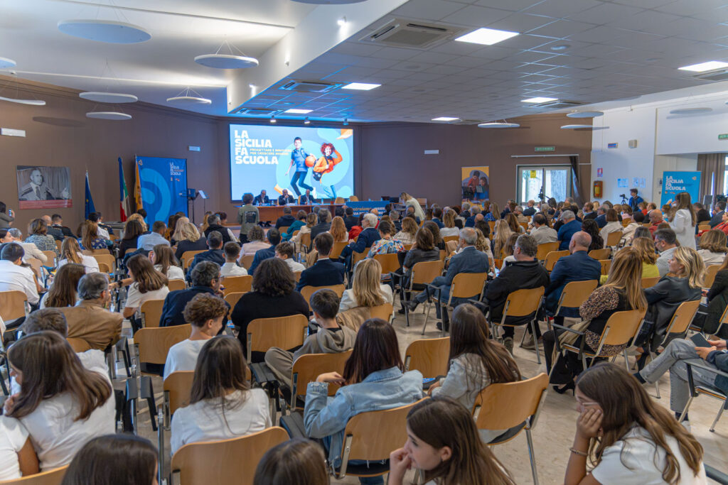 la Sicilia fa scuola Palermo