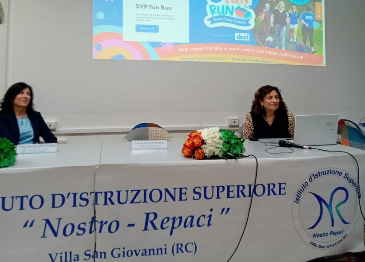 Maristella Spezzano e la professoressa Caterina Pratticò