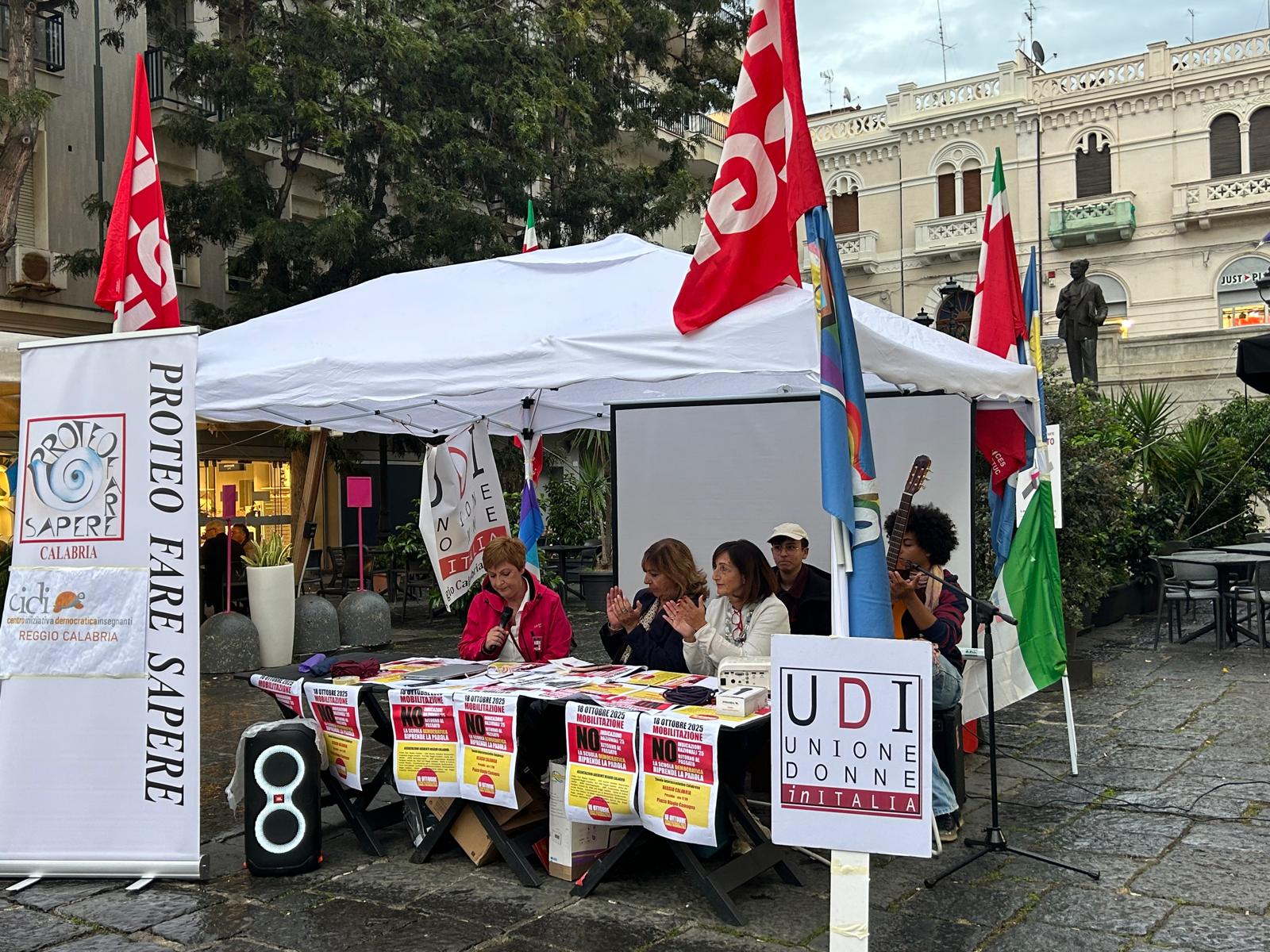 Mobilitazione scuola calabria