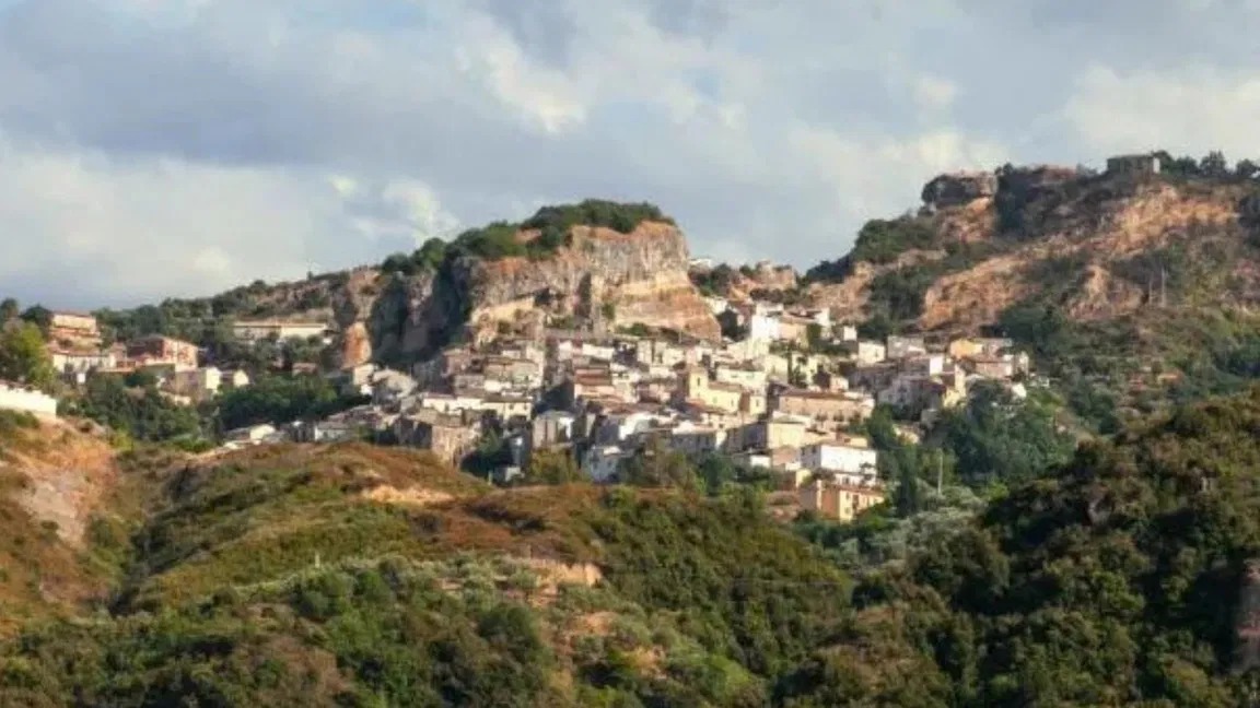 PIETRAPAOLA-PANORAMA