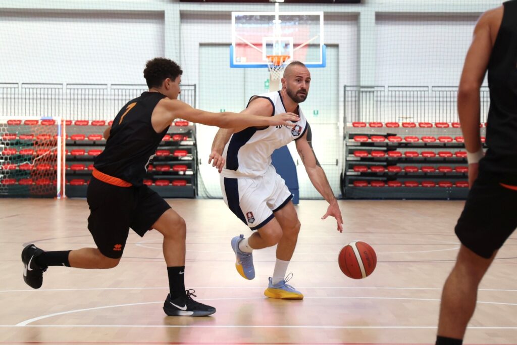 Pirossigeno Cosenza Basket-Viola