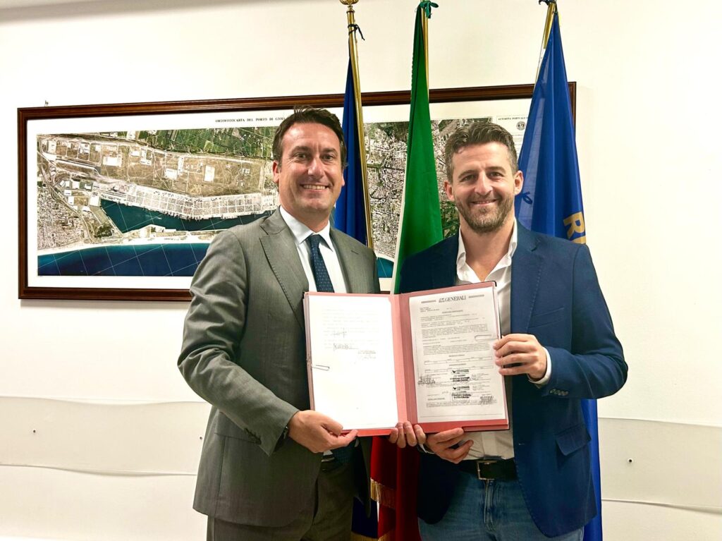 Porto di Corigliano Rossano, firmato l'atto di concessione del mercato ittico (1)