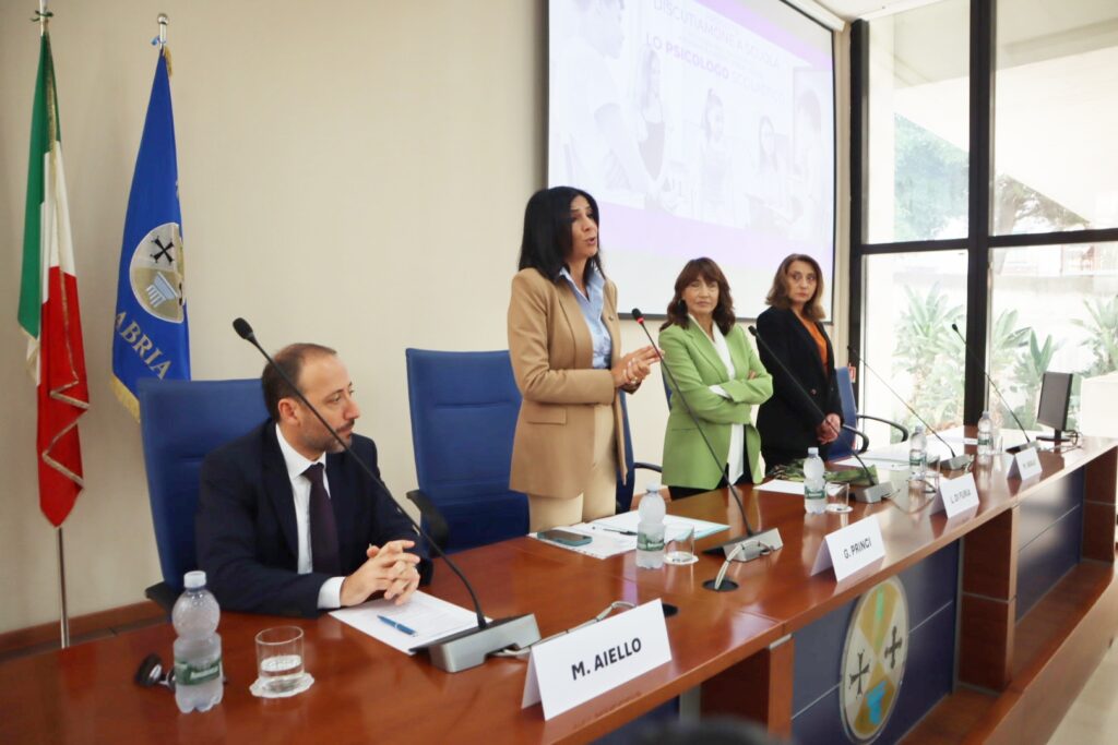 Presentazione Psicologo scolastico Reggio Calabria