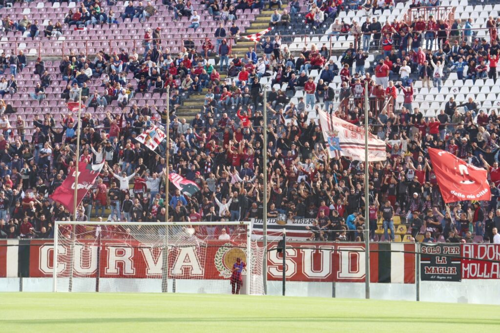 Reggina Vigor Lamezia curva sud tifosi granillo