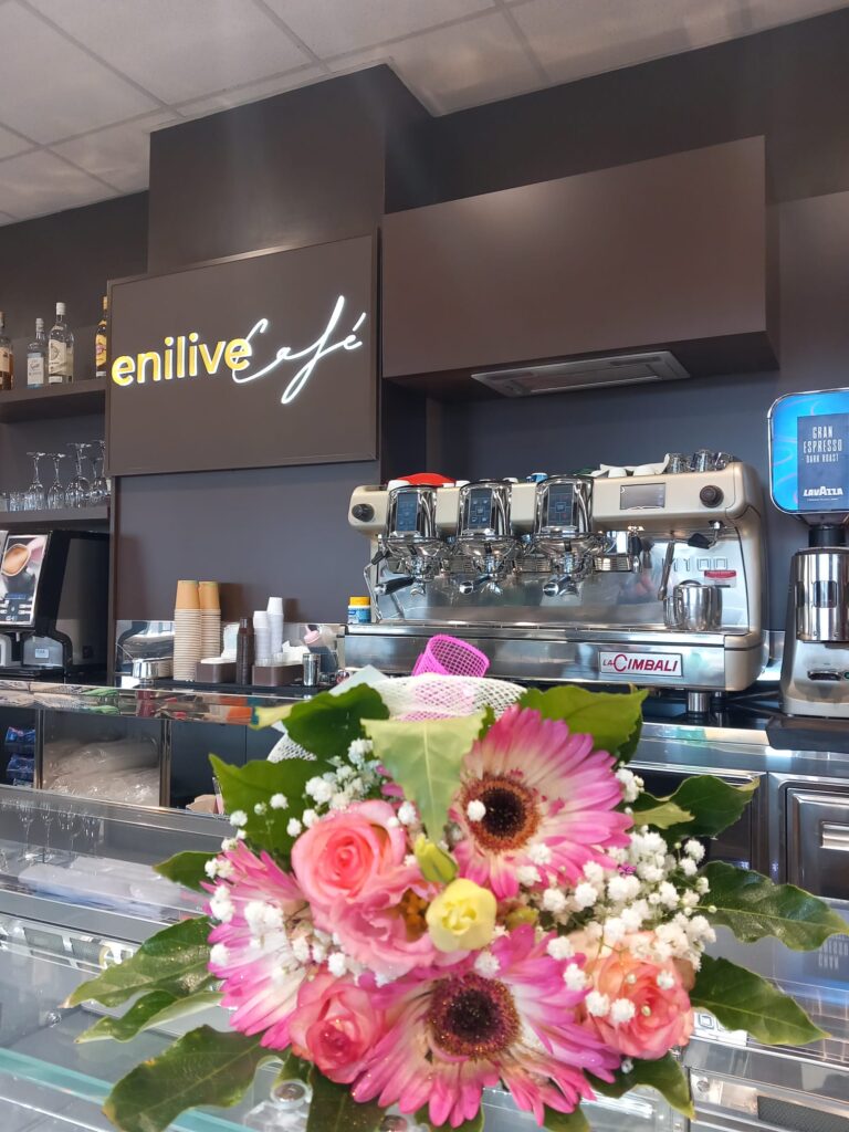 Riapertura bar enilive cafè pentimele