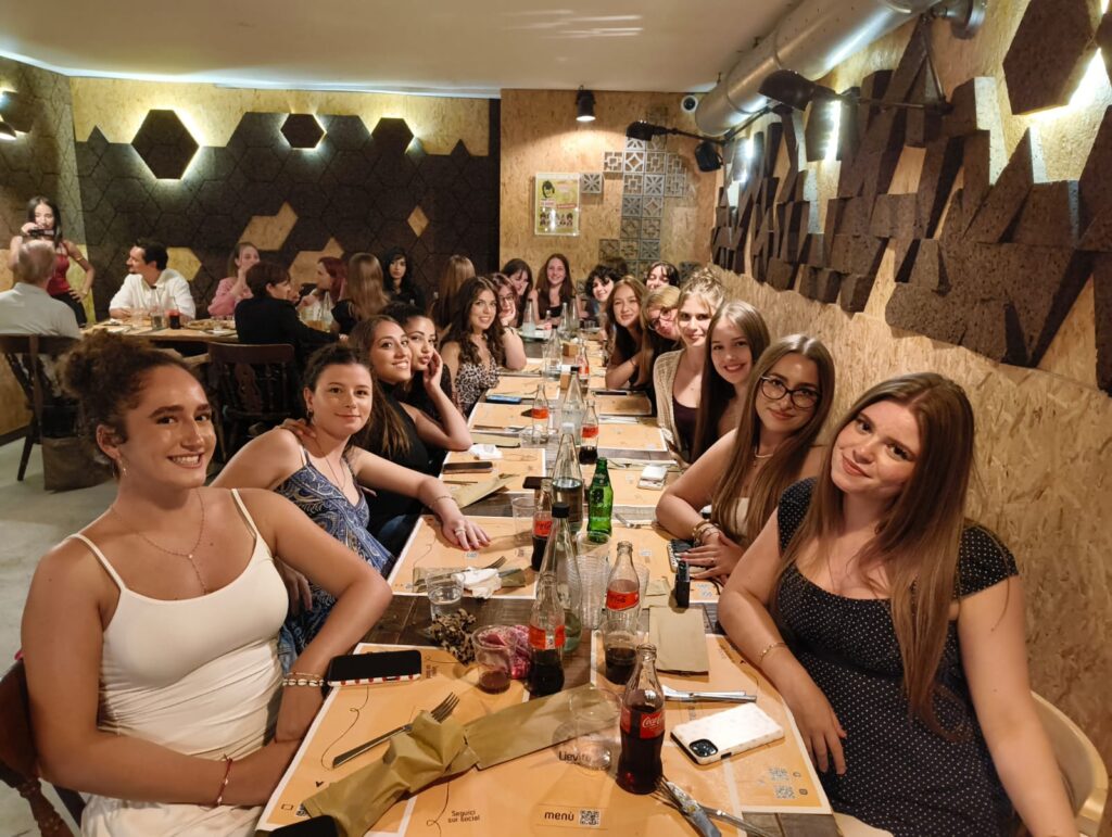 Scambio internazionale culturarle Reggio Calabria Francoforte con studentesse tedesche in città