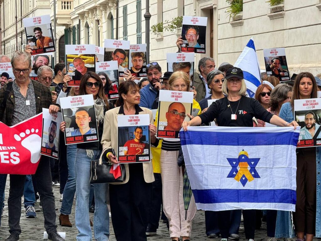 Tempio Maggiore Roma manifestazione ebrei Israele