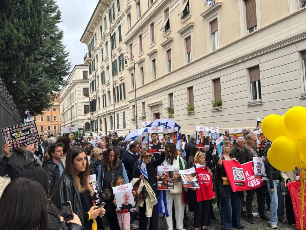 Tempio Maggiore Roma manifestazione ebrei Israele