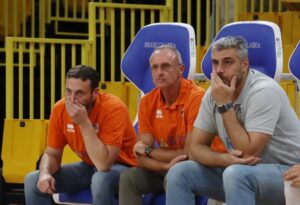 Coach Cadeo