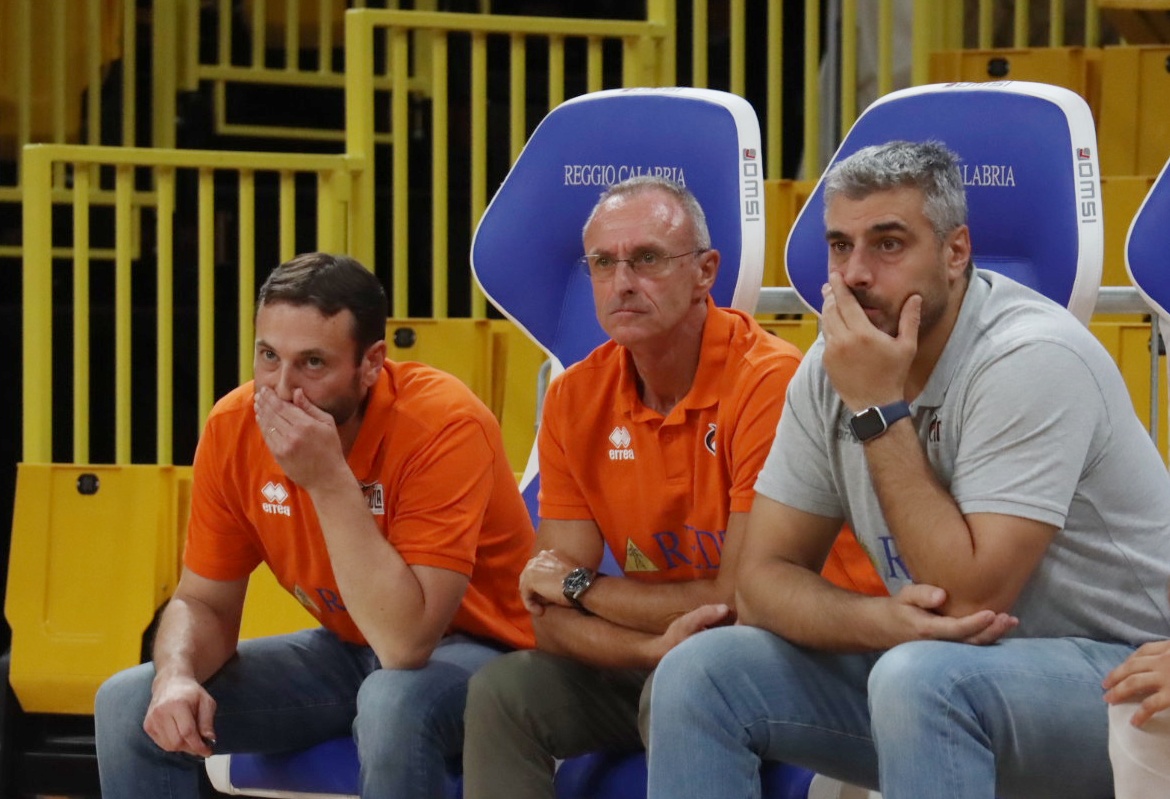 Coach Cadeo