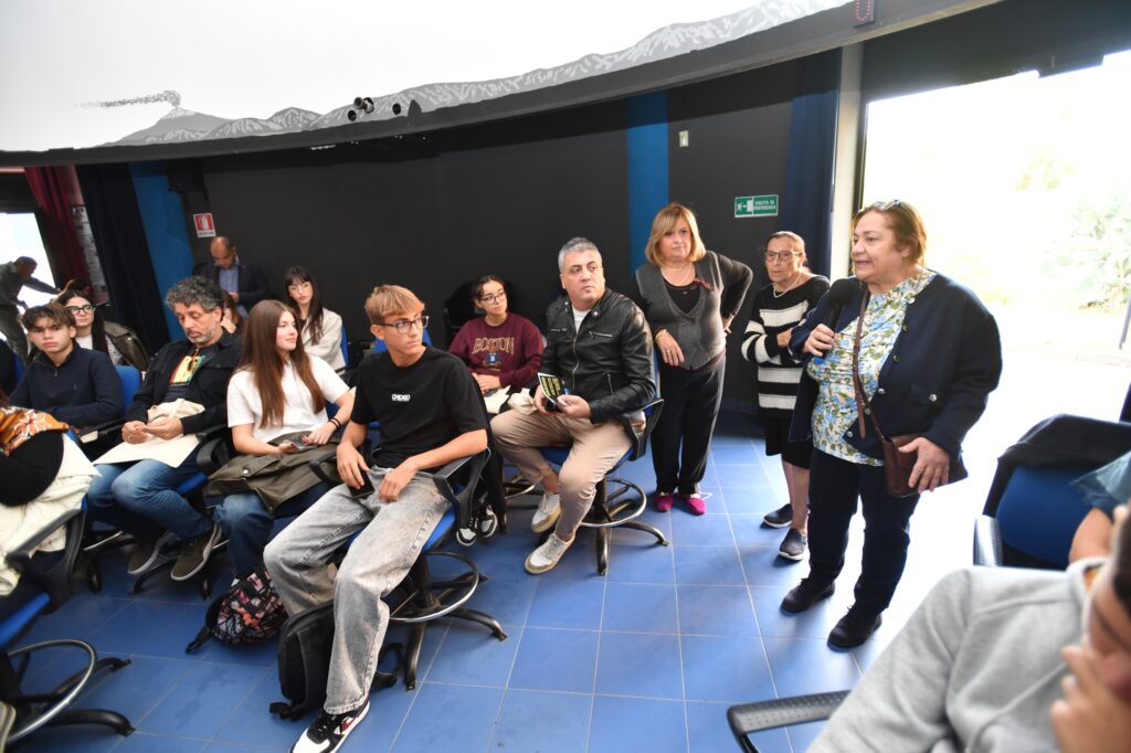 apertura cosmos 2025 - planetario