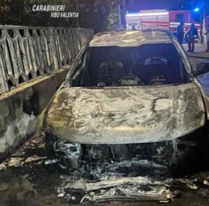 auto bruciata