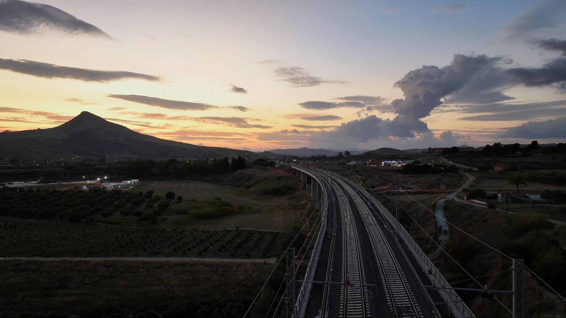 bicocca catenanuova ferrovia