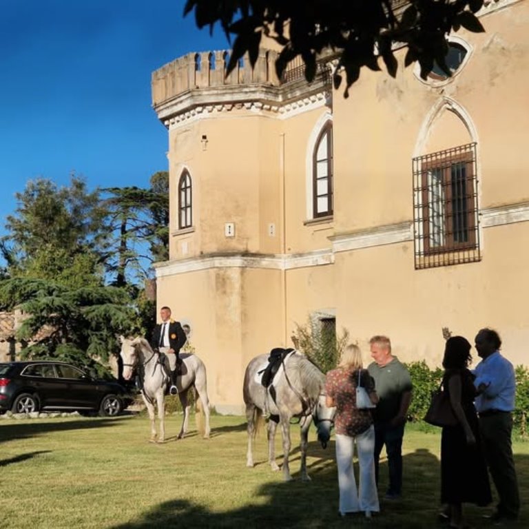 caccia alla volpe a cavallo